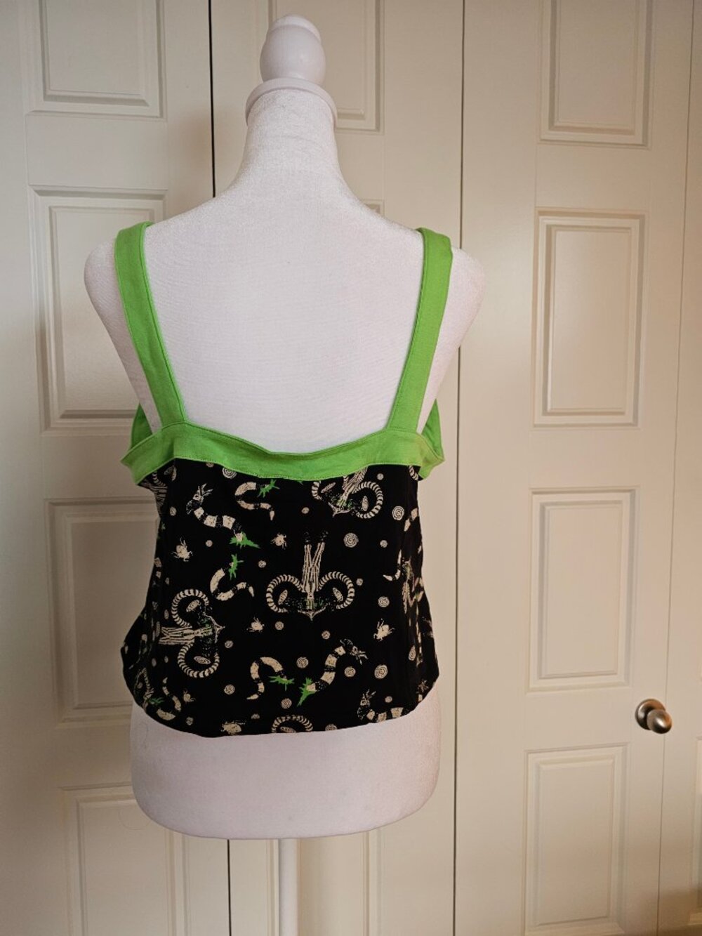 Hot Topic Beetlejuice Sandworm Corset Tank Top L - Picture 4 of 11